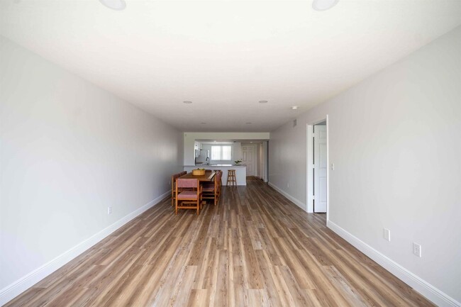Building Photo - 1405 Palm Beach Trace Dr