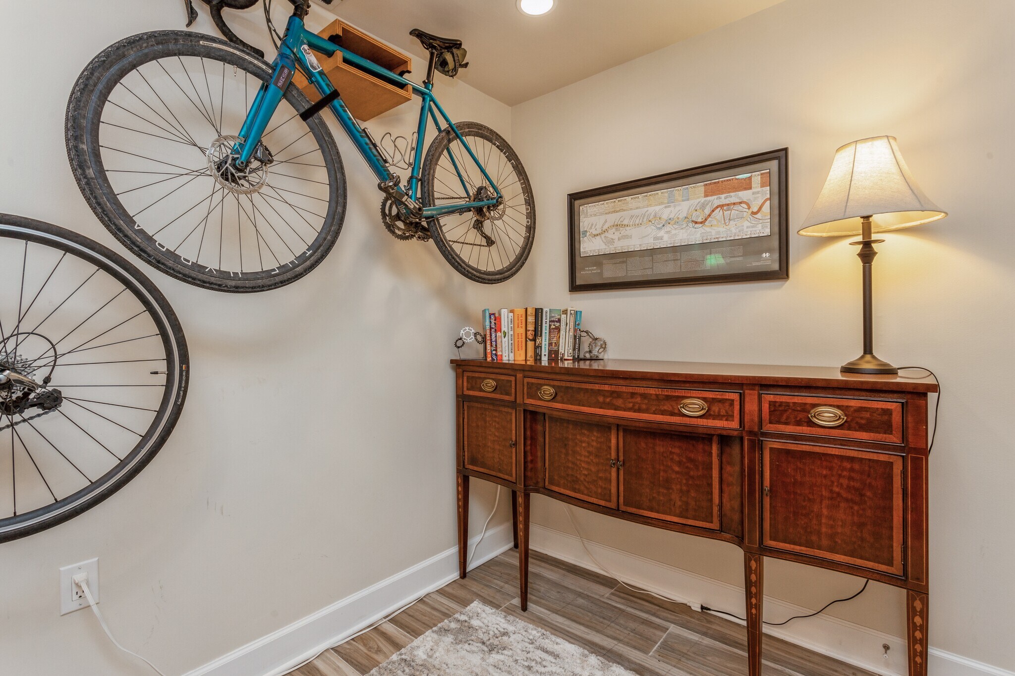 Building Photo - 304 Q St NW