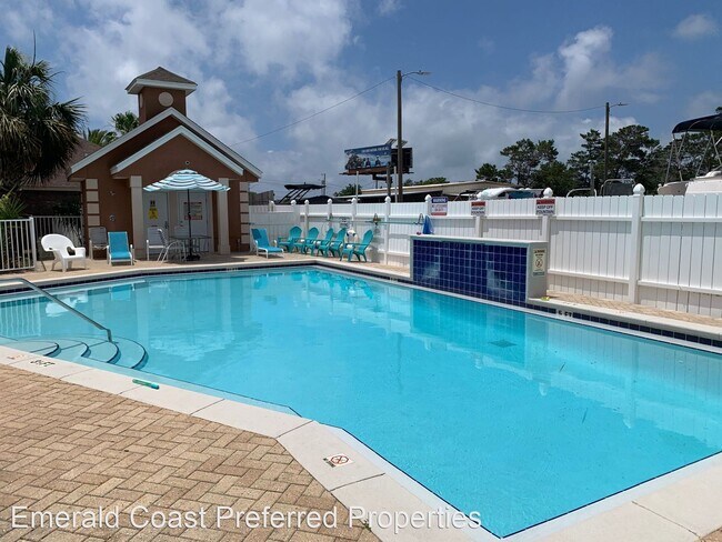 Building Photo - 3 br, 2 bath House - 2039 Fountainview Dr.