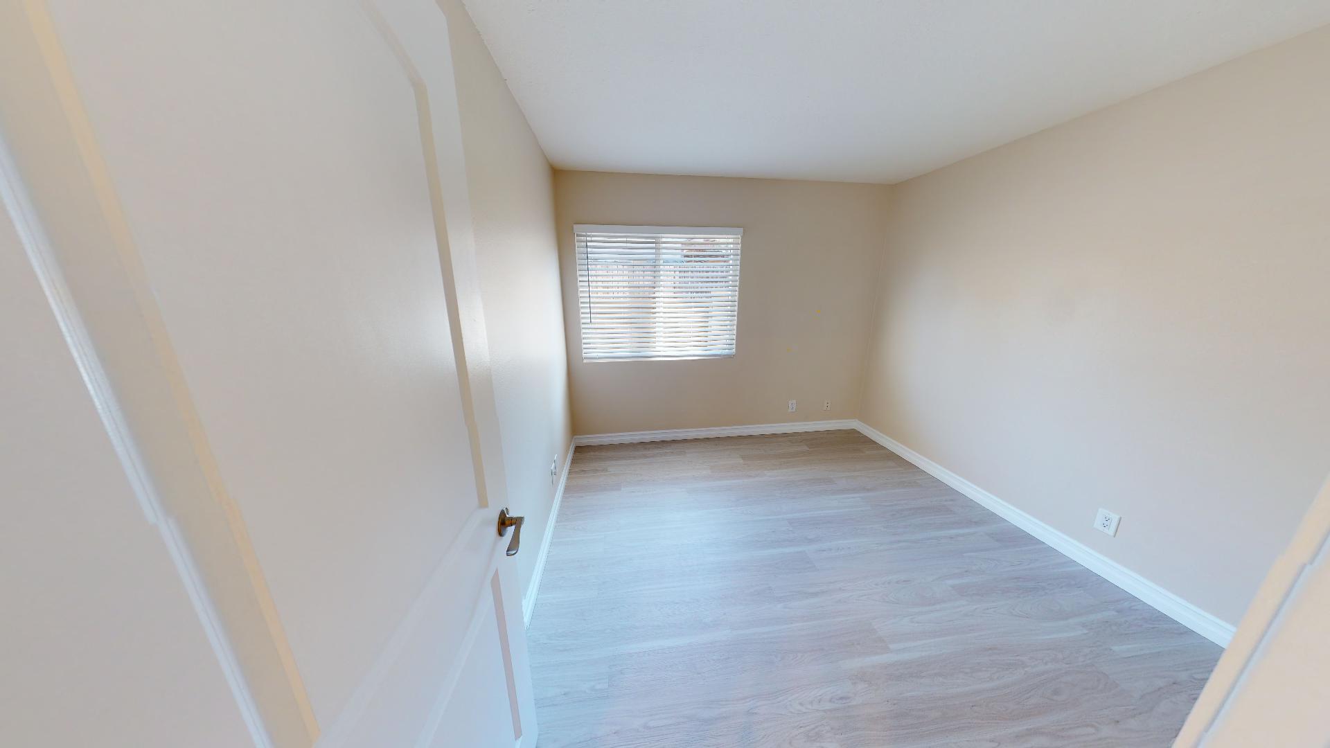 Building Photo - 89 Los Vientos Dr