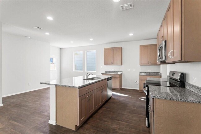 Building Photo - 2711 Totley Rd