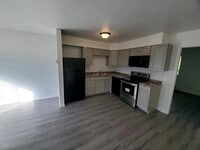 Building Photo - 418 Wilson St