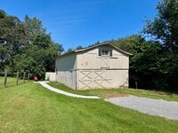 Building Photo - 1065 Mackey Pike