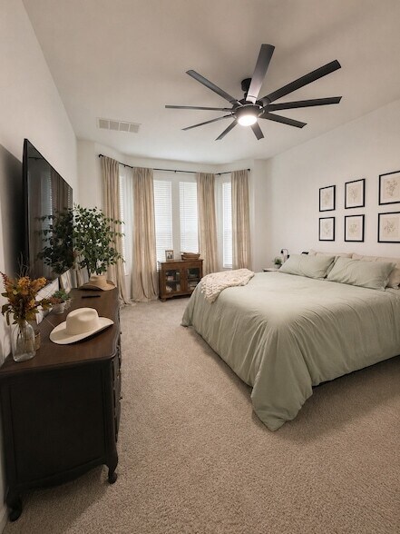 Building Photo - 17111 Crimson Crest Dr