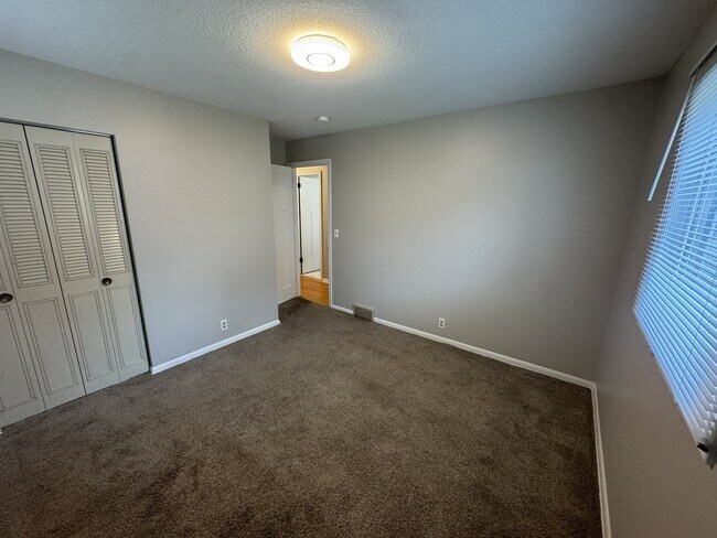 Building Photo - 5856 Washburn Ave S