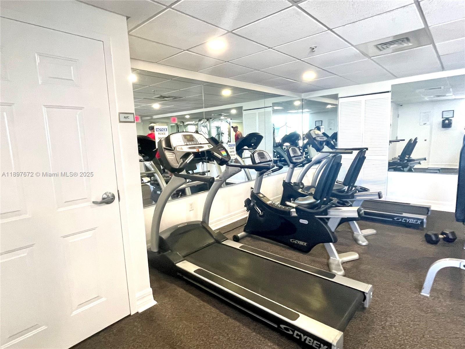 Building Photo - 900 SW 8th St