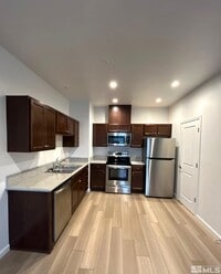 Building Photo - 2788 Plumas St