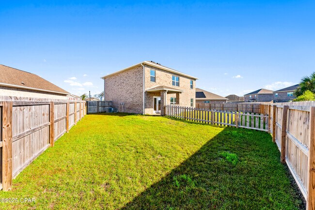 Building Photo - 3000 Rachel Pl