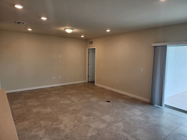 Building Photo - 1634 Delightful Dr