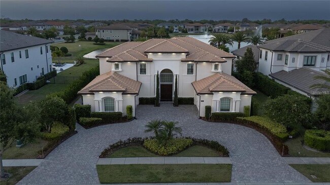 Building Photo - 13125 Casabella Dr