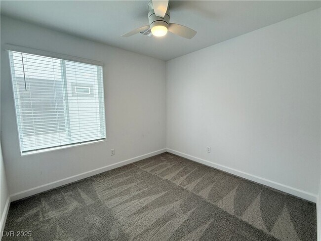 Building Photo - 4270 Lemay St