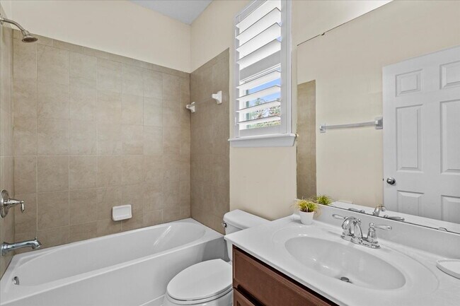 Building Photo - Executive Home For Rent!!!!