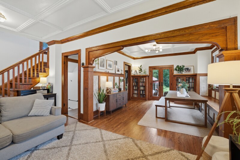 Building Photo - 1679 Hubbard Ave