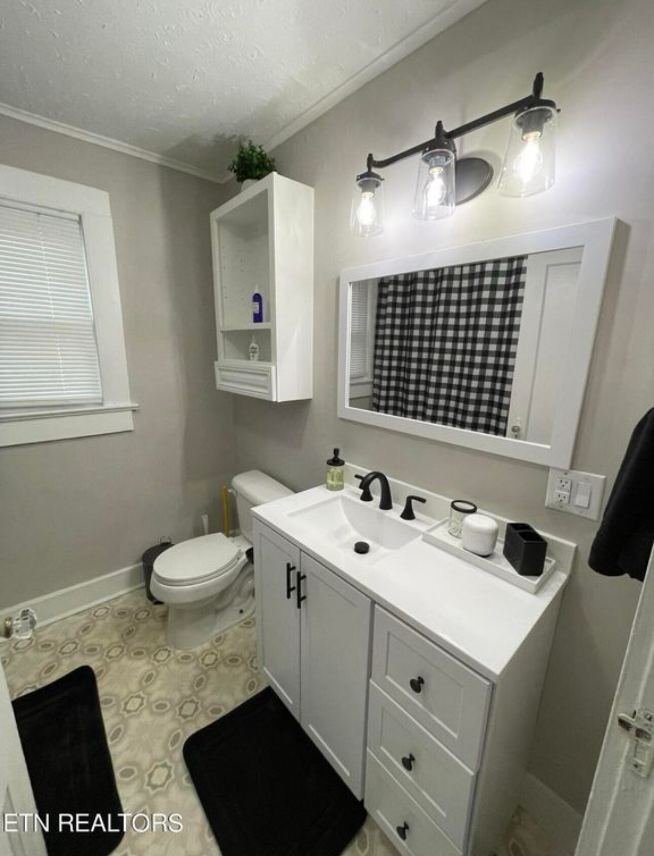 Building Photo - 2219 Atchley St