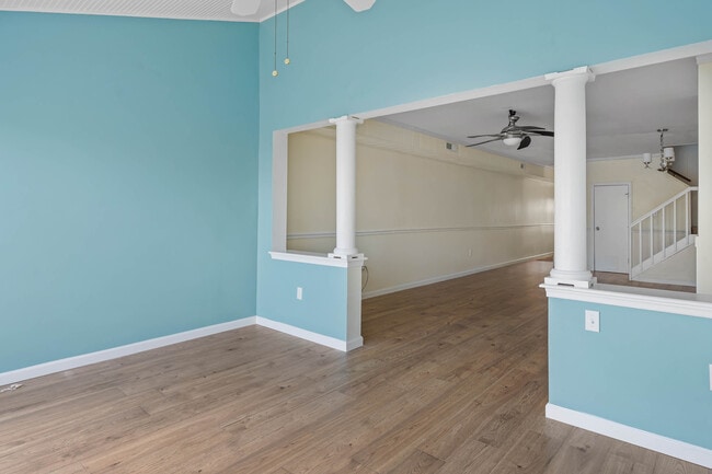 Building Photo - 38256 Hummingbird Ln