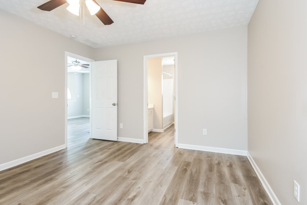 Building Photo - 23 Dewey Dr