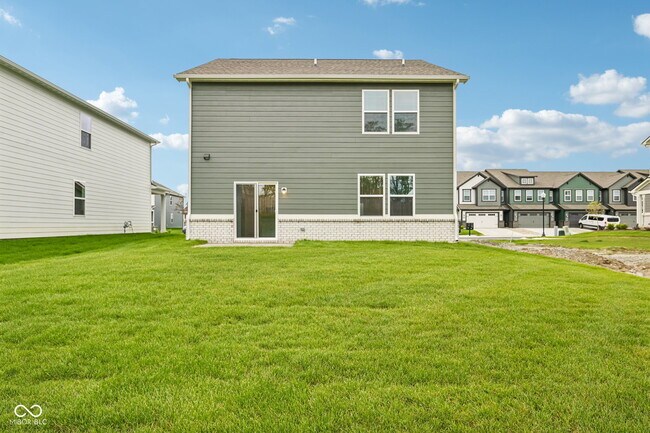 Building Photo - 15274 Farrington Rd
