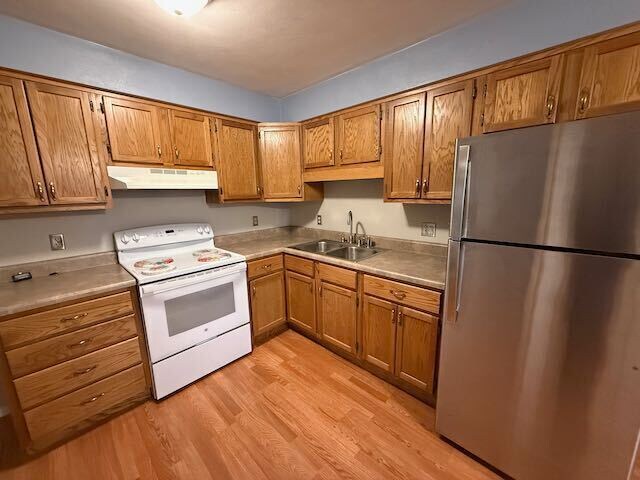 Building Photo - 223 N 3rd St