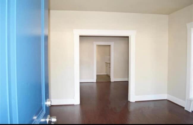 Building Photo - 7706 Canal St