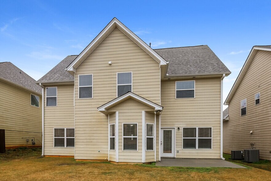 Building Photo - 137 Sweetspring Way