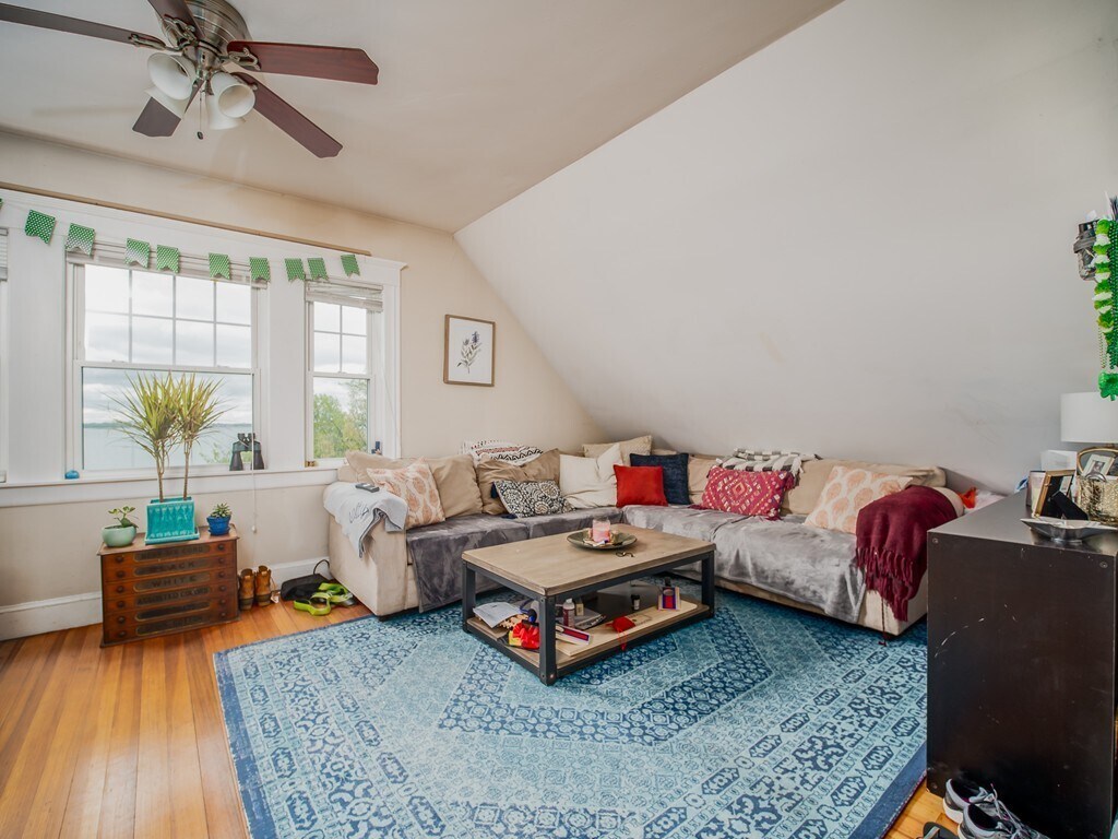 Building Photo - 777 Columbia Rd