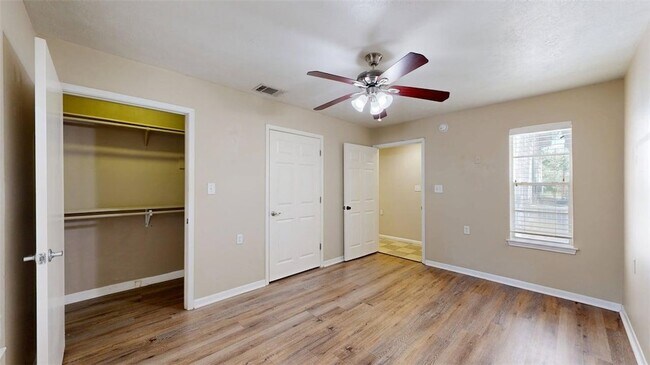 Building Photo - 1724 Boardwalk Ct