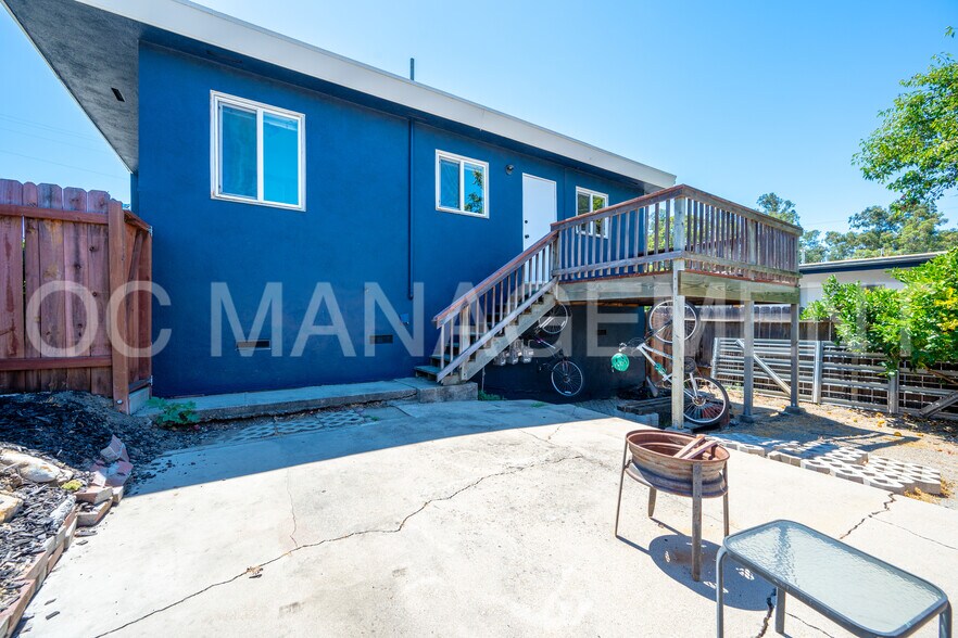 Building Photo - 1691 Johnson Ave