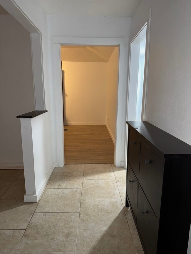 Building Photo - 12901 NE 36th St