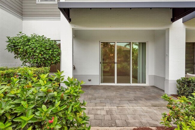 Building Photo - 22954 Clear Echo Dr