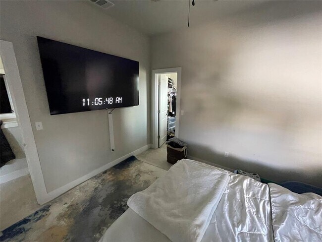 Building Photo - 8412 Cottage Rose Dr