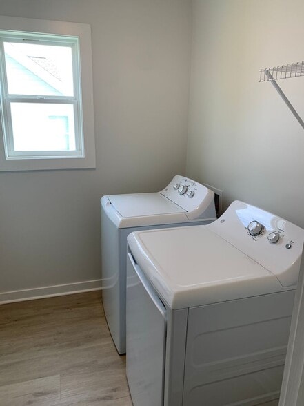 Building Photo - Northern Village