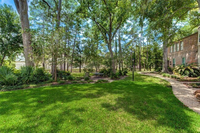 Building Photo - 15169 Kimberley Ct