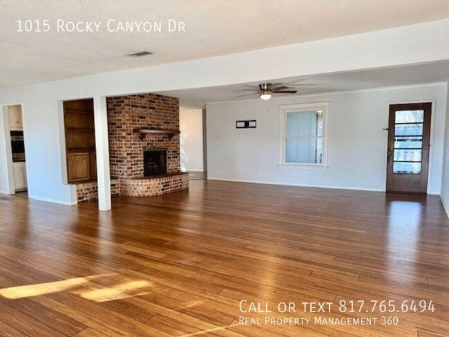 Building Photo - Great North Arlington home available for i...