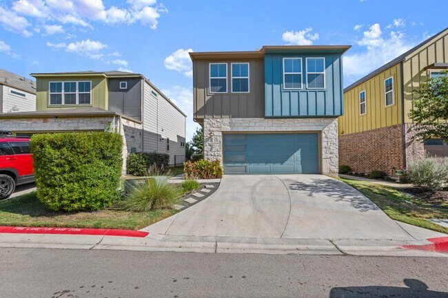 Building Photo - 7118 Silver Star Ln