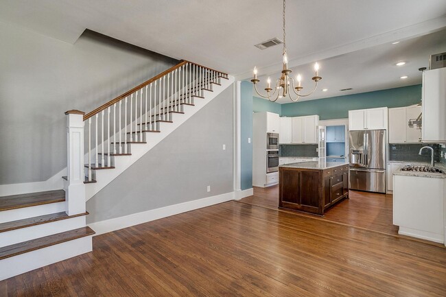 Building Photo - Amazingly Remodeled 1916 Home Located in N...