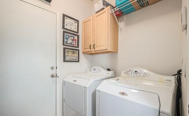 Building Photo - 4810 S 189th St