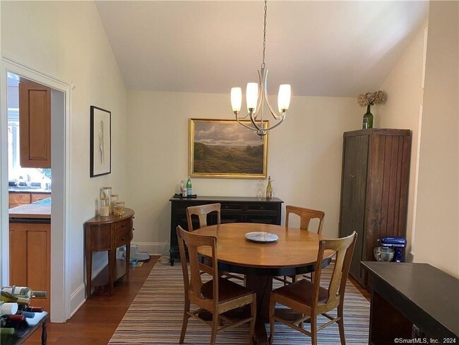 Building Photo - 524 Barrack Hill Rd