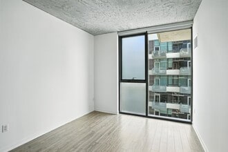 Building Photo - 1343 S Wabash Ave