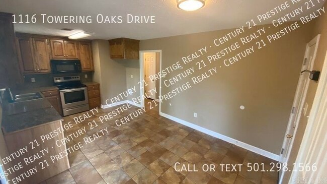 Building Photo - 1116 Towering Oaks Dr