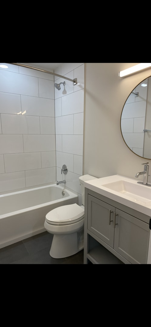 Building Photo - Manors of Lawrenceville!