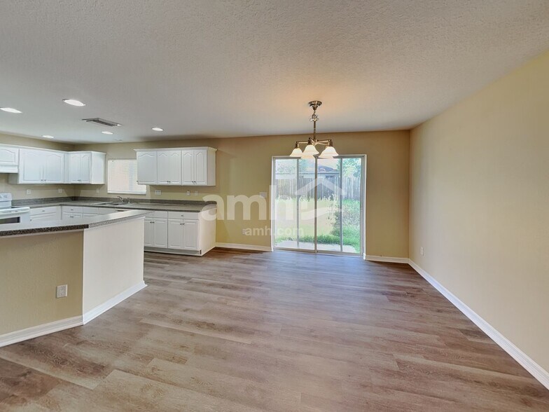 Building Photo - 6337 Magnolia Trails Ln