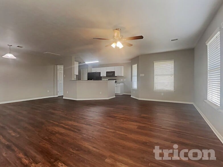 Building Photo - 21414 Partha Way