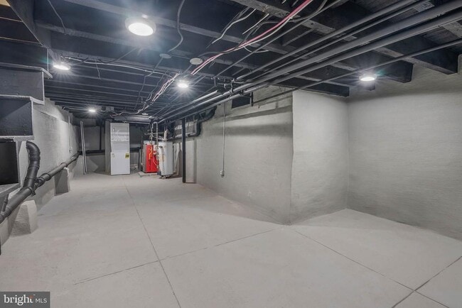 Building Photo - 1717 S 5th St