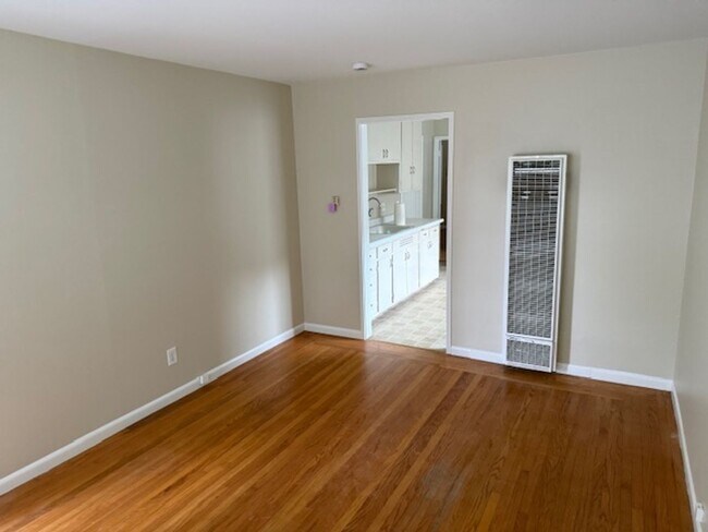 Building Photo - Charming 1 bed/1 bath Living Near Downtown Livermore