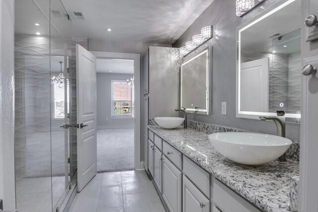 Building Photo - 3333 Darcy St