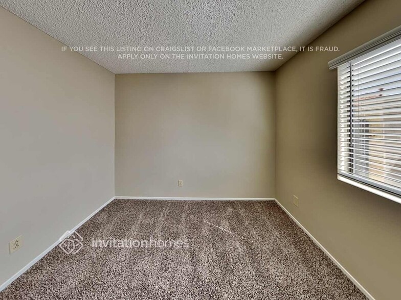 Building Photo - 2087 Club Crest Way