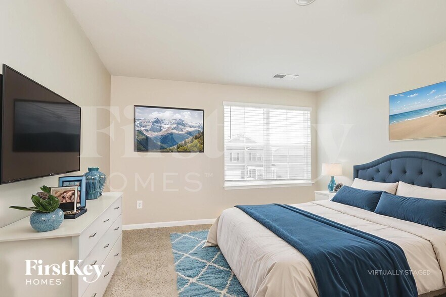 Building Photo - 6849 Keeneland Dr