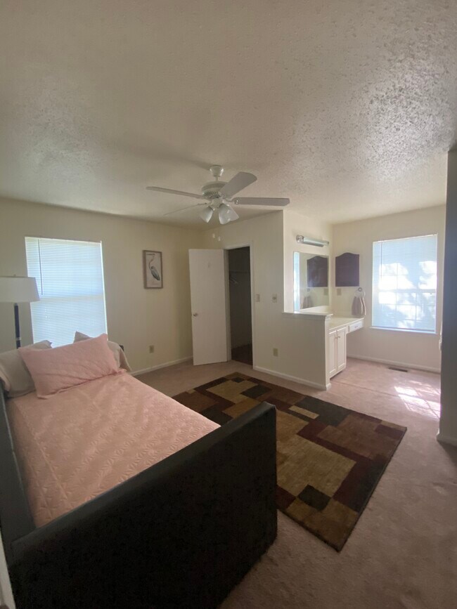 Building Photo - 2307 Dorian Ct