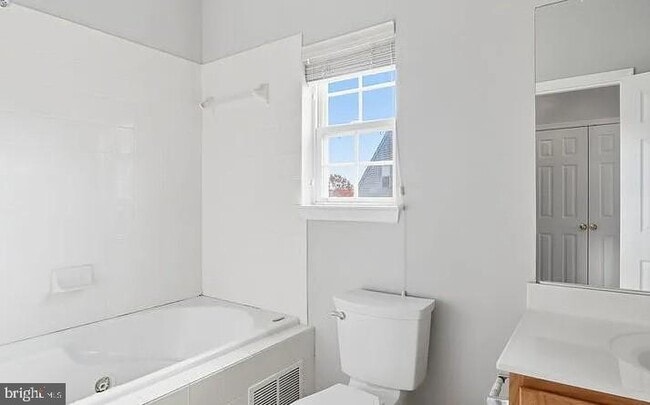 Building Photo - 12607 Piscataway Landing Dr