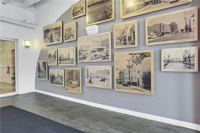 Building Photo - 878 Peachtree St NE